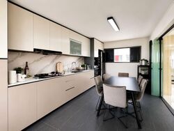 Blk 717 Bedok Reservoir Garden (Bedok), HDB Executive #578017021